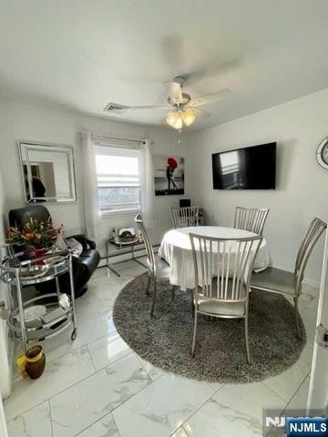 149 Truman Terrace, Paramus, NJ 07652