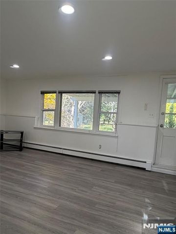 149 Truman Terrace, Paramus, NJ 07652