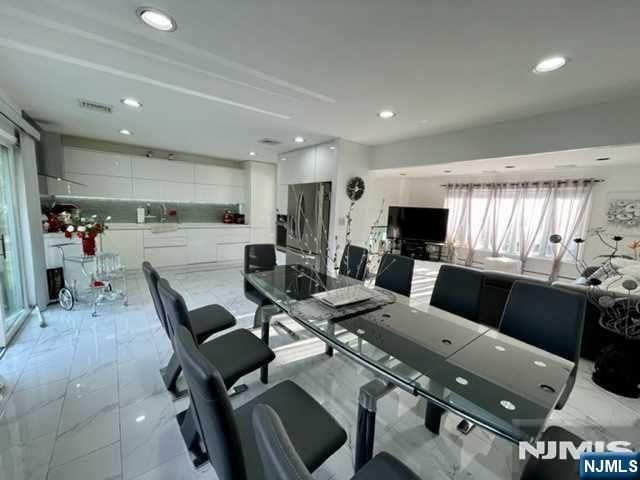 149 Truman Terrace, Paramus, NJ 07652