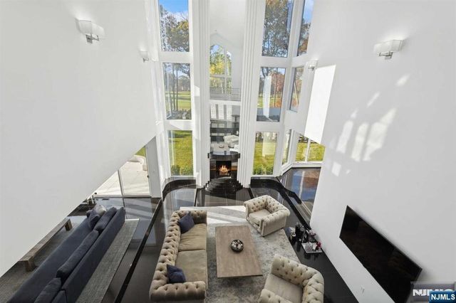 23 Rio Vista Drive, Alpine, NJ 07620