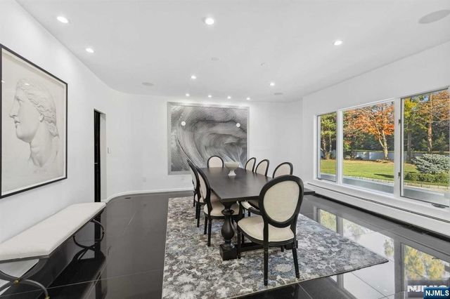 23 Rio Vista Drive, Alpine, NJ 07620