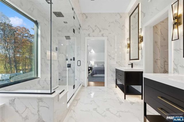 23 Rio Vista Drive, Alpine, NJ 07620