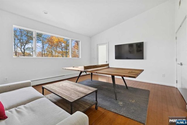 23 Rio Vista Drive, Alpine, NJ 07620