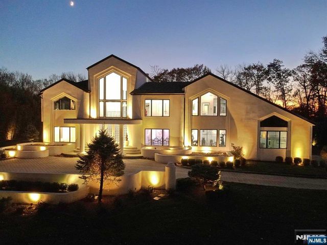 23 Rio Vista Drive, Alpine, NJ 07620