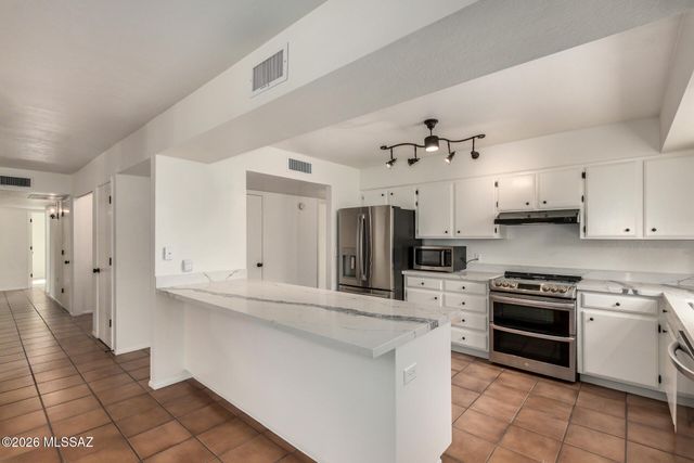 4290 N Tortolita Road, Tucson, AZ 85745