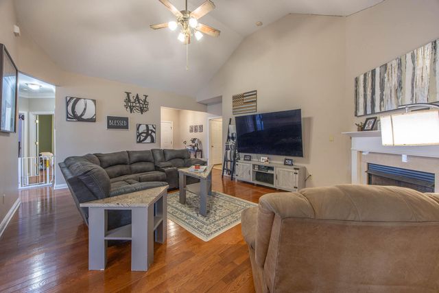 113 Cedar Stream Drive, Paris, KY 40361