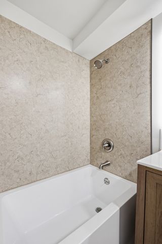 6335 N Magnolia Avenue G, Chicago, IL 60660