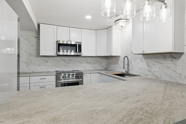 6335 N Magnolia Avenue G, Chicago, IL 60660
