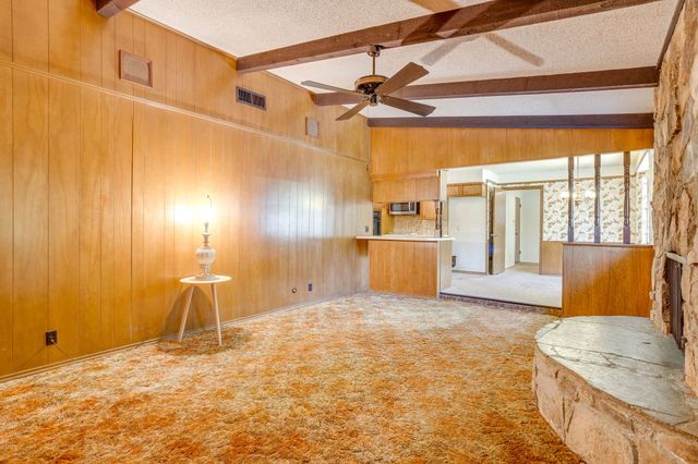 14 Arthur Drive, Edgecliff Village, TX 76134
