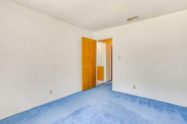 14 Arthur Drive, Edgecliff Village, TX 76134