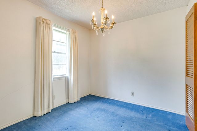 14 Arthur Drive, Edgecliff Village, TX 76134