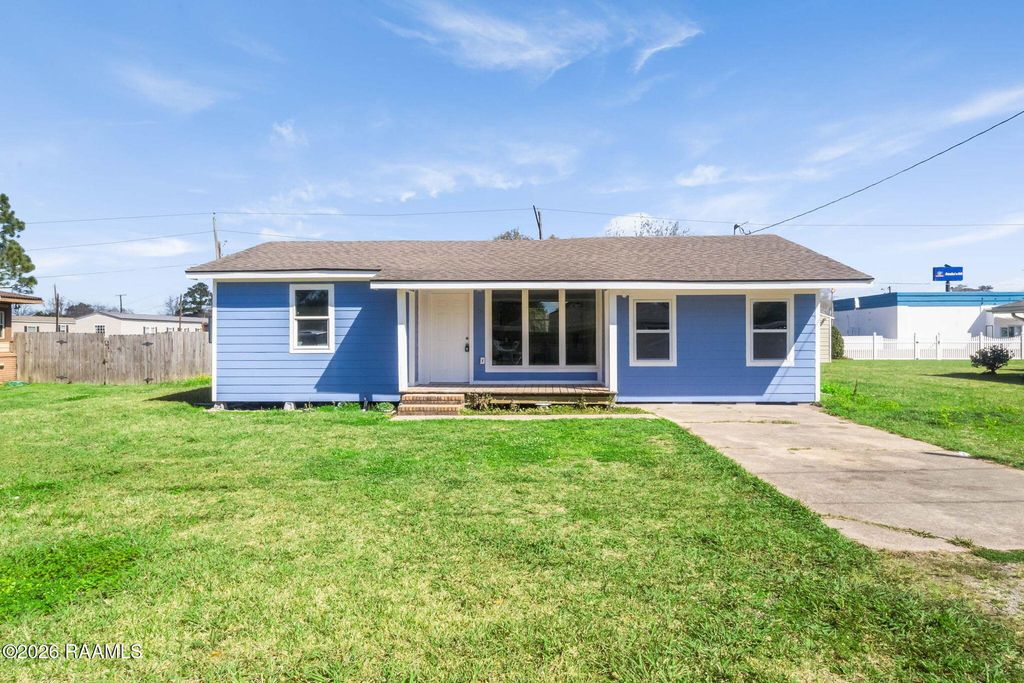 104 Allan Street, St. Martinville, LA 70582