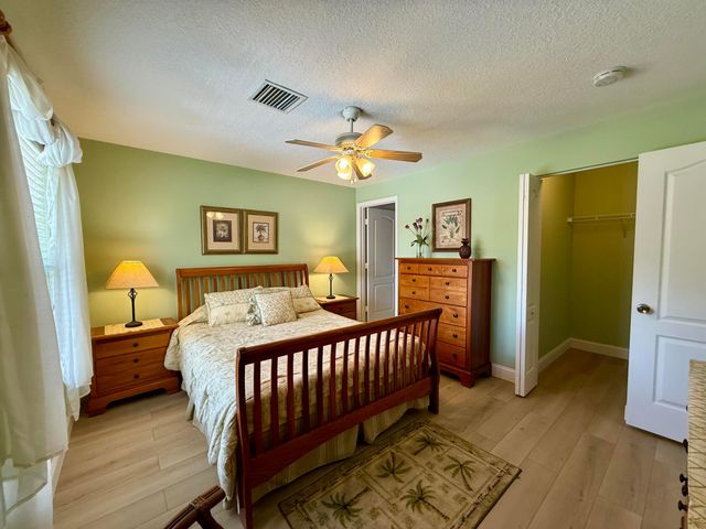 369 River Bluff Lane, Royal Palm Beach, FL 33411