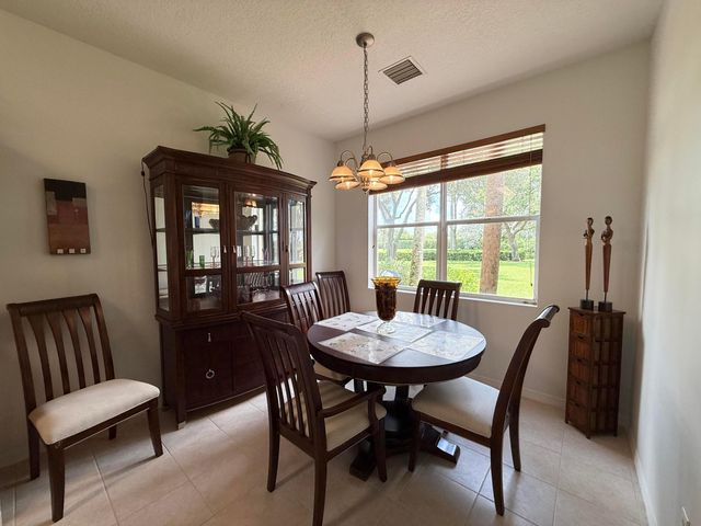 369 River Bluff Lane, Royal Palm Beach, FL 33411