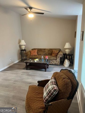 607 Charlotte Place NW, Atlanta, GA 30318