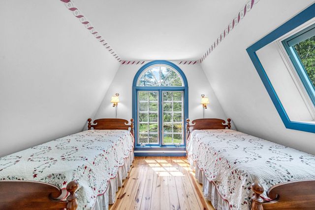 1905 Turkey Mountain Road, Jamaica, VT 05343