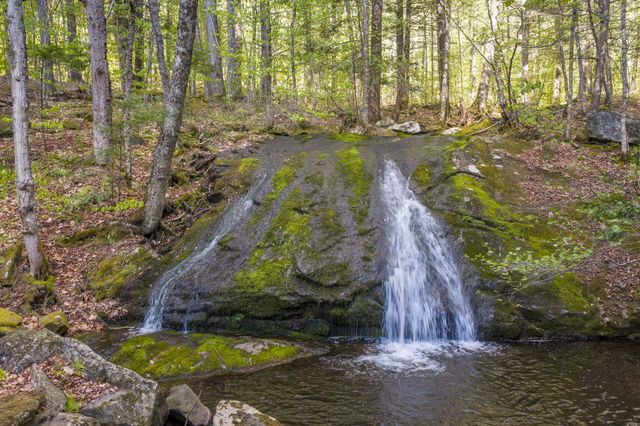 1905 Turkey Mountain Road, Jamaica, VT 05343