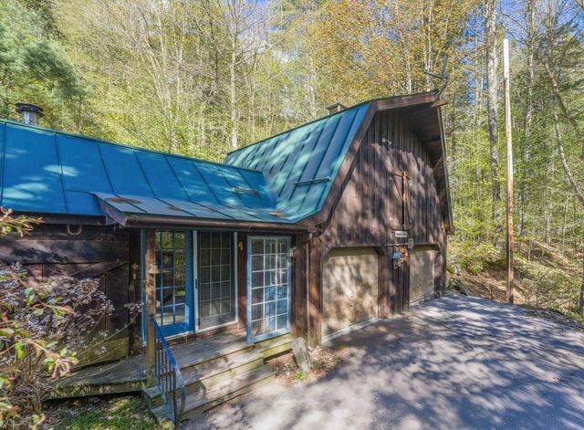 1905 Turkey Mountain Road, Jamaica, VT 05343