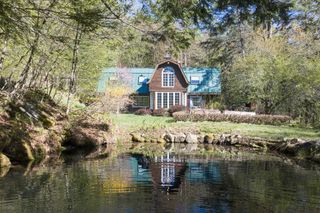 1905 Turkey Mountain Road, Jamaica, VT 05343