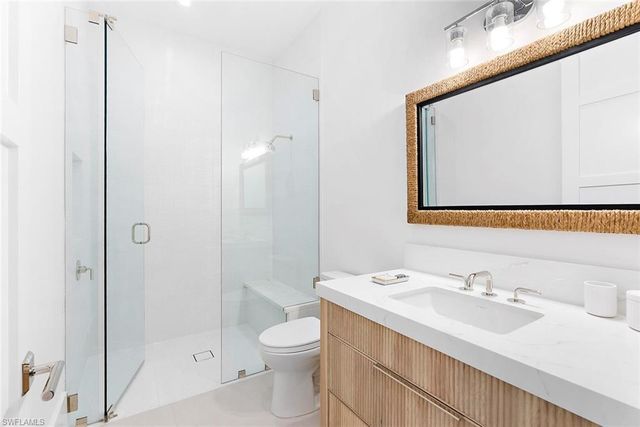 2231 Forrest LN, Naples, FL 34102