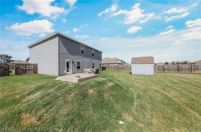 1671 Scotland Drive, Centerton, AR 72719