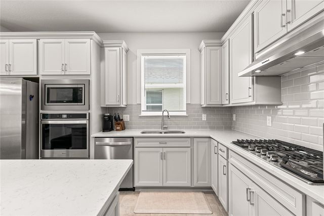 2445 CLIFF WAY, St Cloud, FL 34771