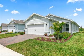 2445 CLIFF WAY, St Cloud, FL 34771