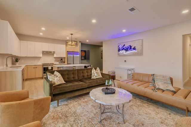 635 7th Ave S Apt 505, Nashville, TN 37203