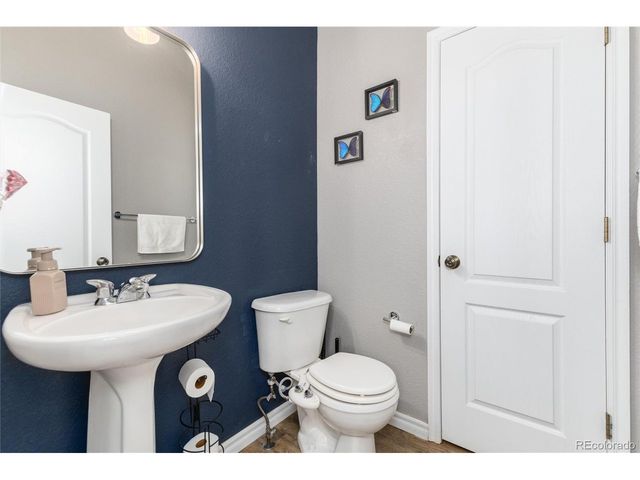 2669 Westgate Ave, Highlands Ranch, CO 80126