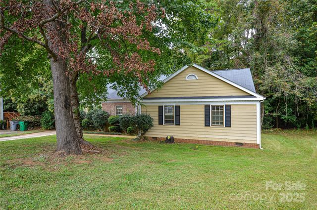 902 Eldorado Avenue, Charlotte, NC 28262