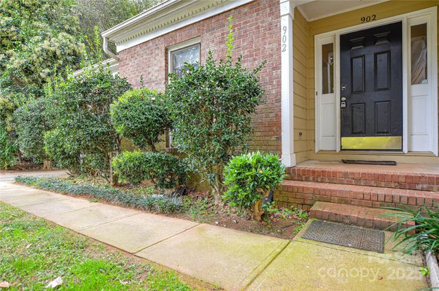 902 Eldorado Avenue, Charlotte, NC 28262