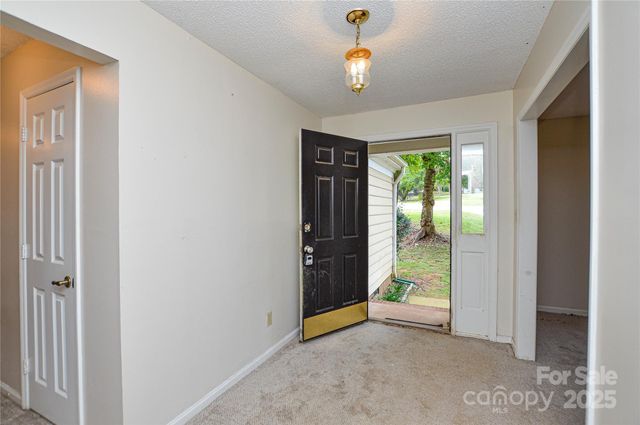 902 Eldorado Avenue, Charlotte, NC 28262