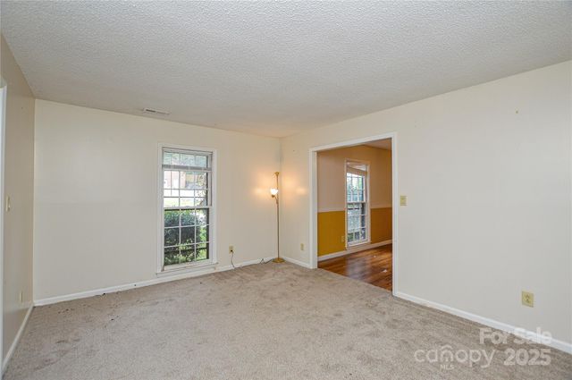 902 Eldorado Avenue, Charlotte, NC 28262