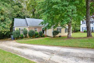 902 Eldorado Avenue, Charlotte, NC 28262