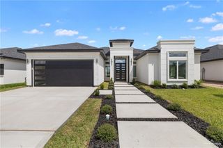 902 E 38th Street, San Juan, TX 78589