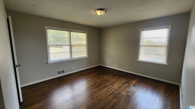 202 MABELON COURT, Hueytown, AL 35023