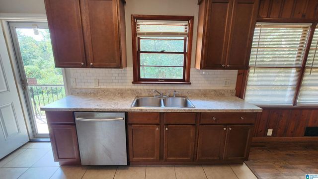 202 MABELON COURT, Hueytown, AL 35023