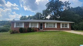 202 MABELON COURT, Hueytown, AL 35023