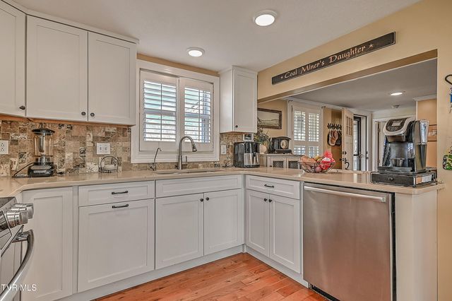 1527 Edgemont Avenue, Bristol, TN 37620