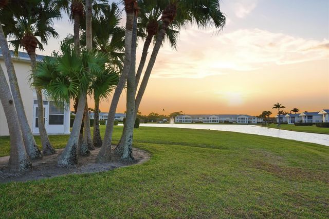 428 Grove Isle Circle, Vero Beach, FL 32962