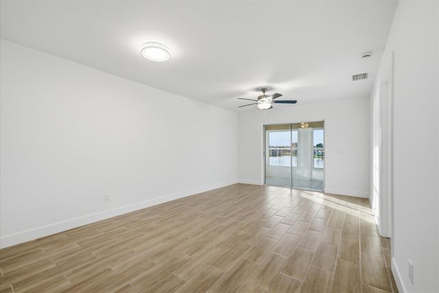 428 Grove Isle Circle, Vero Beach, FL 32962