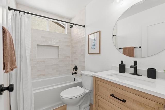 8727 Westmore Road 24, San Diego, CA 92126