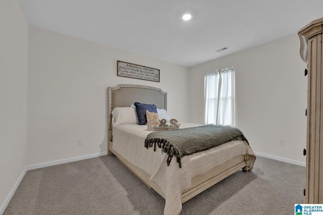7184 PINE MOUNTAIN CIRCLE, Gardendale, AL 35071