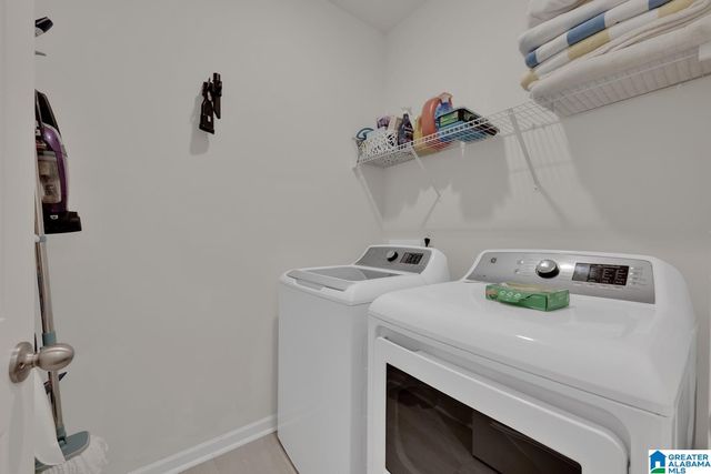 7184 PINE MOUNTAIN CIRCLE, Gardendale, AL 35071
