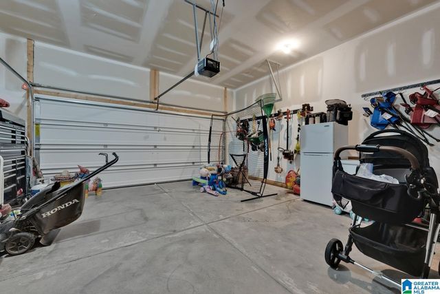 7184 PINE MOUNTAIN CIRCLE, Gardendale, AL 35071