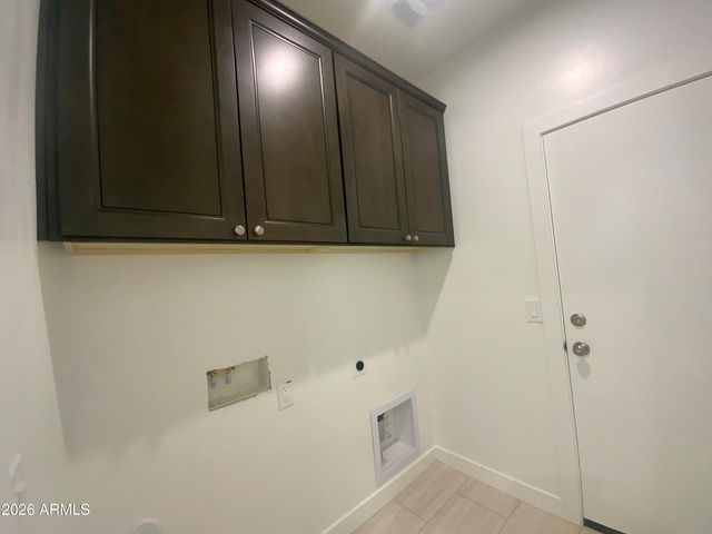 32230 N CENTER Street, Wittmann, AZ 85361