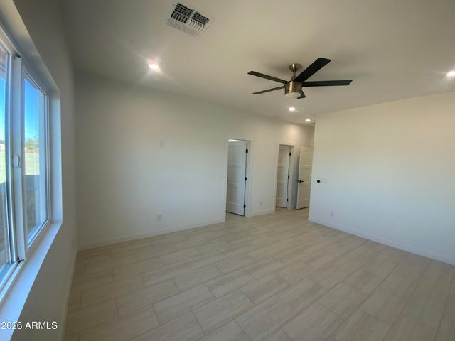 32230 N CENTER Street, Wittmann, AZ 85361