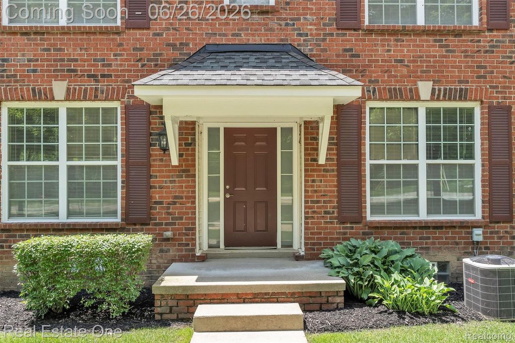 41590 Mitchell Road, Novi, MI 48377