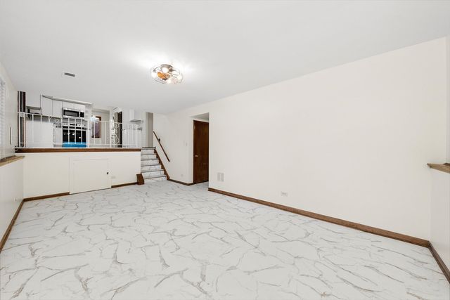 17731 LARKSPUR Lane, Homewood, IL 60430