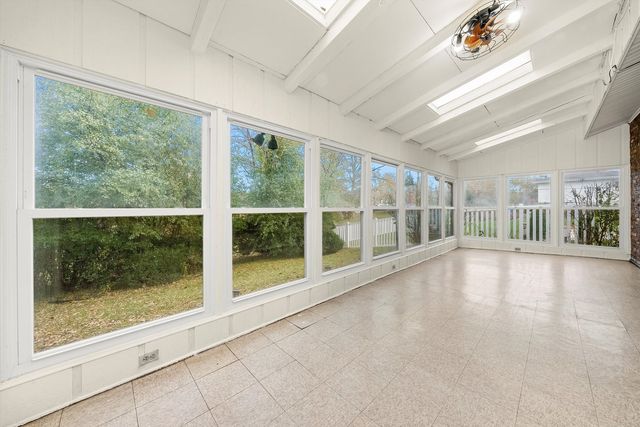 17731 LARKSPUR Lane, Homewood, IL 60430